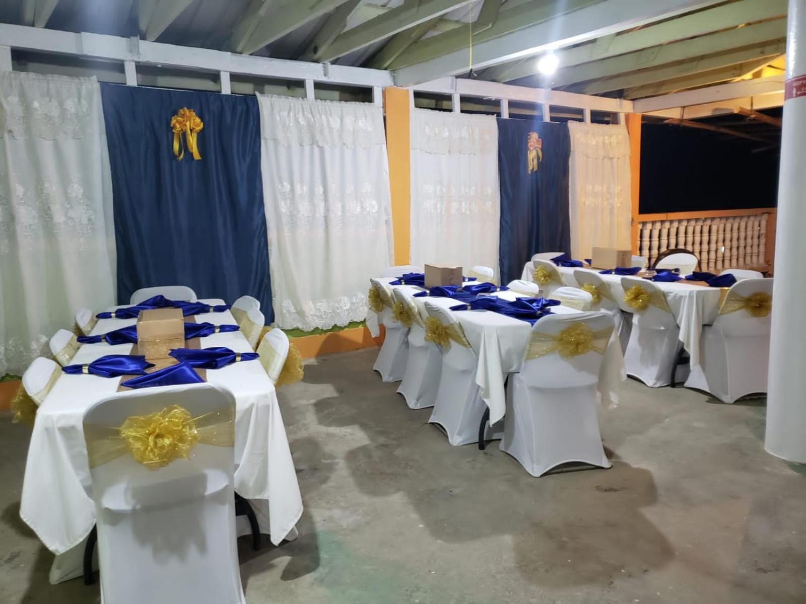 Chaleanor Hotel Dangriga Exteriör bild